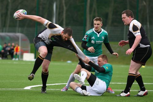 Rugby. Trzecie miejsce i awans do turnieju półfinałowego