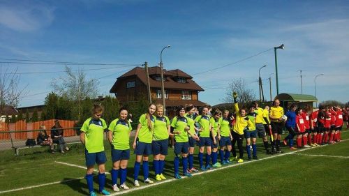 Piłka nożna kobiet. II liga: Pierwsza porażka MOSiR-u Mońki. III liga: Wysokie zwycięstwo Włókniarza