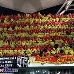 Kłótnia z ochroną na meczu Jagiellonia-Legia. Sprawa umorzona