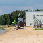 Potańcówka na plaży w Dojlidach. Bezpłatny przejazd zabytkowym 