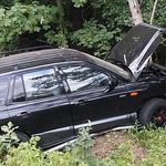 Hyundai uderzył w drzewo. Ranna 18-latka w szpitalu