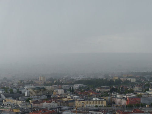 Ostrzeżenie meteorologiczne. Wystąpią burze z gradem