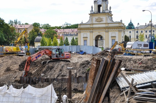 Słynny Ritz. Odkryto kolejne fragmenty hotelu