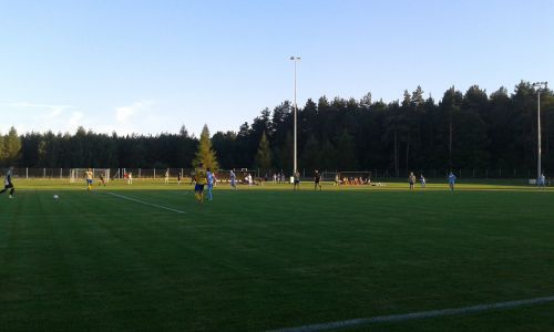 Podlaski futbol. Gra IV liga i KOS, wystartowała A-klasa. Wyniki weekendowych spotkań