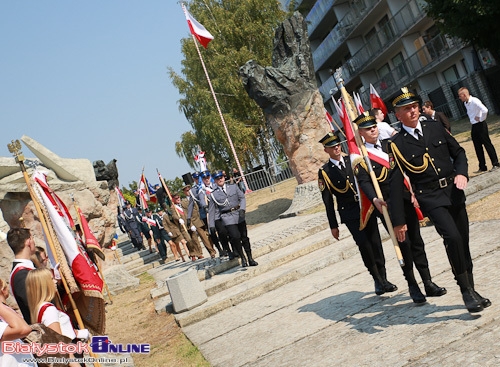 Syreny i salwa honorowa przypomną o rocznicy wybuchu II wojny światowej