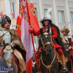 Husaria, Tatarzy, konie. Rynek Kościuszki jak przed XVII-wieczną bitwą [ZDJĘCIA]