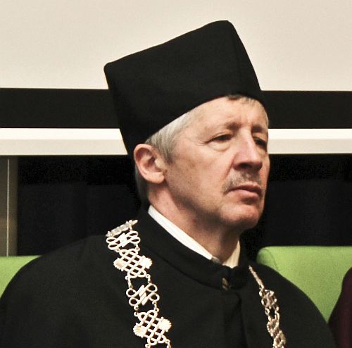 Profesor UwB odznaczony Krzyżem Oficerskim Orderu Odrodzenia Polski