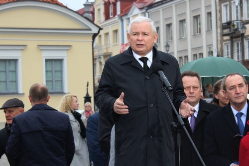 Jarosław Kaczyński kończy w Białymstoku kampanię PiS