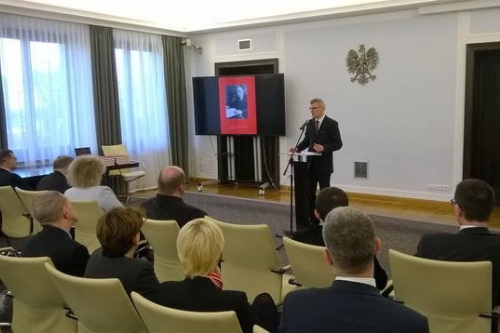 Poczet prezydentów RP na Uchodźstwie. Książka białostockiego IPN w Senacie