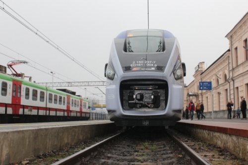 Więcej połączeń do Warszawy w marcu, ale bez pociągu do Grodna