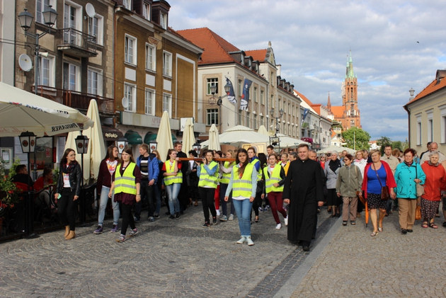 Światowe Dni Młodzieży. Białystok przygotuje przewodnik, mapę i gadżety dla 1300 chętnych