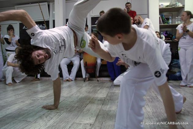 Czeka nas weekend z Capoeirą, czyli warsztaty poświęcone brazylijskiej sztuce walki