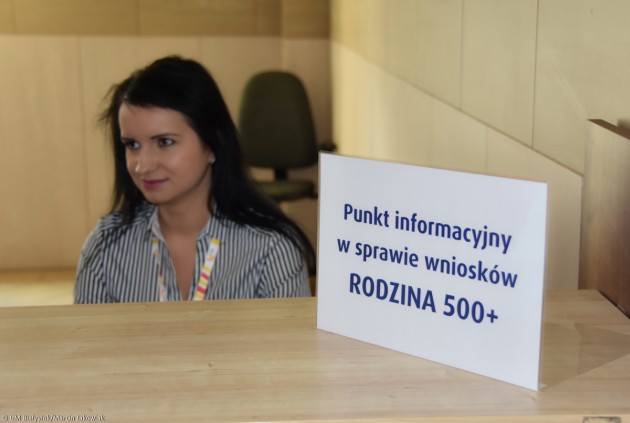 Już działa pierwszy punkt informacyjny dotyczący programu "Rodzina 500 plus"