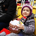 Na Rynku Kościuszki i Stadionie Miejskim poświęcono pokarmy [ZDJĘCIA]