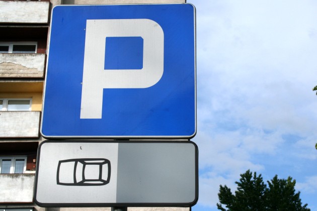 Firma z Hryniewicz wykona 250 miejsc parkingowych na kilku osiedlach