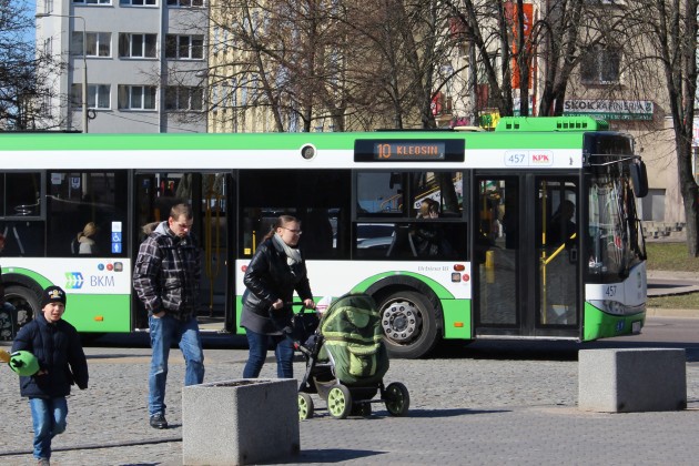 Nie będzie specjalnej linii autobusowej BKM dla studentów