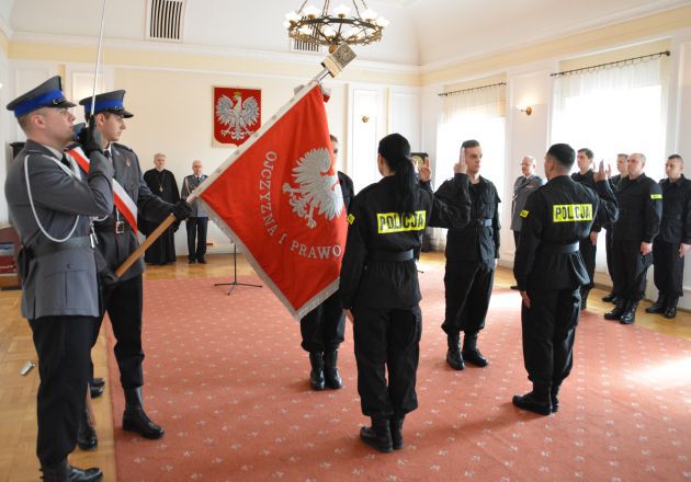 Nowi funkcjonariusze w szeregach podlaskiej policji