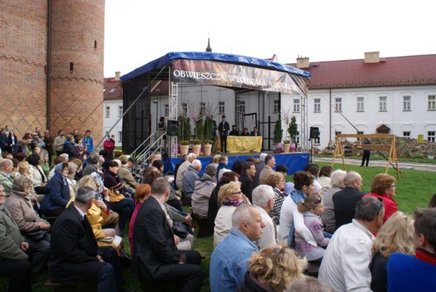 Zabrzmią dzwony w Supraślu. Czas na międzynarodowy festiwal