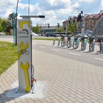 Po zimowej przerwie w Białymstoku pojawiły się 4 stacje naprawy rowerów