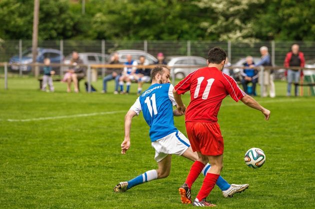 Podlaski futbol. Gra IV liga, III i KOS odrabia zaległości [WYNIKI]