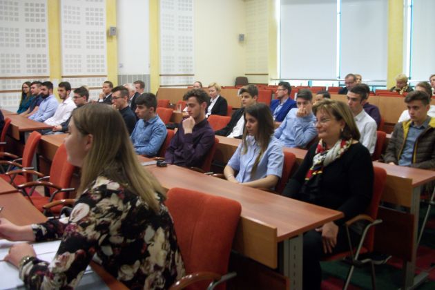 Uczniowie z Włoch przyjechali do Białegostoku. Będą pracować w 8 firmach
