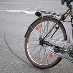 Nastoletnia rowerzystka potrącona przez renaulta megane