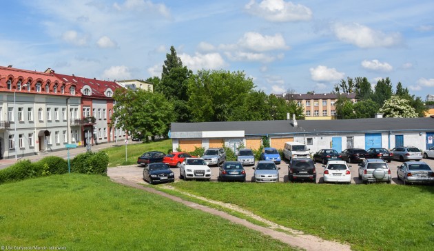 W centrum powstanie parking na 150 samochodów. Ruszyły prace