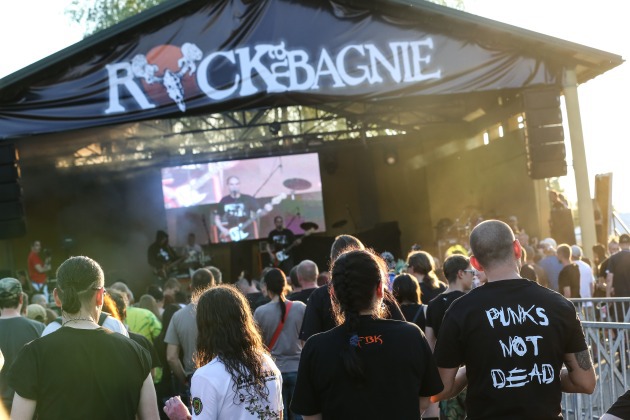 To jedna z wakacyjnych imprez. Znamy pełny program festiwalu Rock na Bagnie [WIDEO]