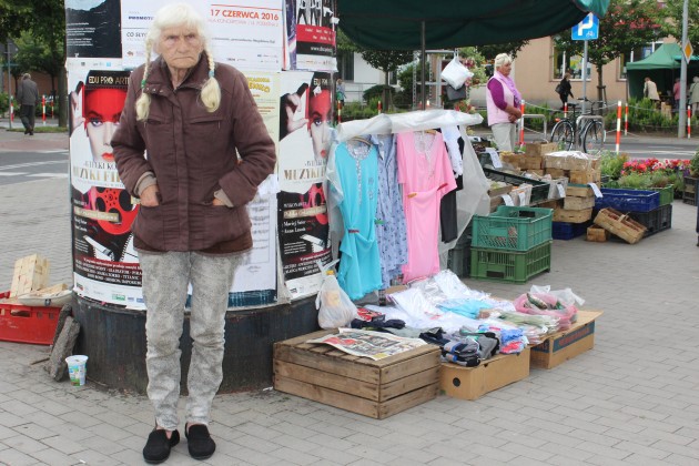 Kupcy z ul. Orzeszkowej oburzeni. Nowy dzierżawca nałożył na nich wysokie opłaty