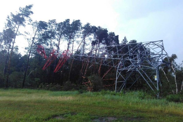 Bilans nawałnic. Tysiące Podlasian pozostaje bez prądu [ZDJĘCIA] [AKTUALIZACJA]