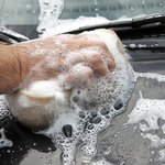 Jak dobrze myć auto?