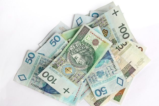 Bank odda pieniądze. Tak zdecydował UOKiK