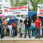 Pikieta pracowników USK w Białymstoku. Domagają się podwyżek