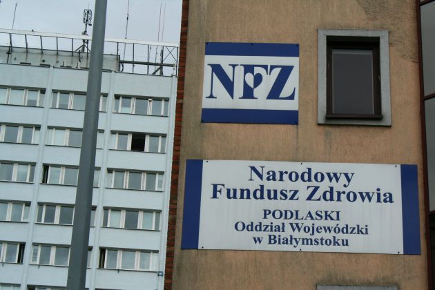 Trzy osoby widzą siebie jako dyrektora Podlaskiego Oddziału NFZ