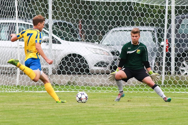 Podlaski futbol. Gra IV liga i KOS. Wyniki weekendowych spotkań