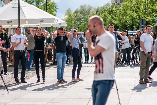 Taneczny flashmob na Rynku Kościuszki