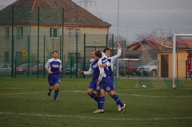 Ściąga kibica. Gra I, II i III liga. Wyniki weekendowych spotkań