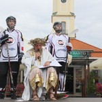 Białostoczanie czytają "Quo vadis". Urzeka nawet tych, co nie lubią historii [WIDEO]