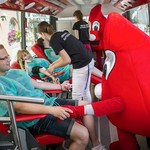 Oddawanie krwi na Rynku Kościuszki. Ambulanse będą czekać przez cały dzień