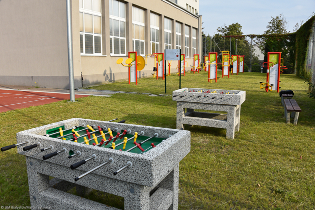 Bulodrom, siłownia i betonowe stoły do gry - już dostępne przy III LO
