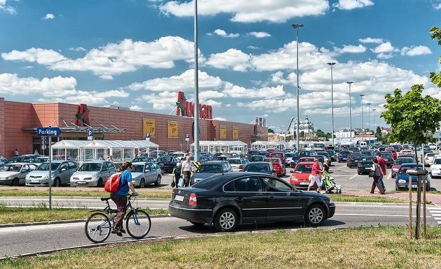 Pożar w Centrum Handlowym Auchan przy ul. Hetmańskiej w Białymstoku