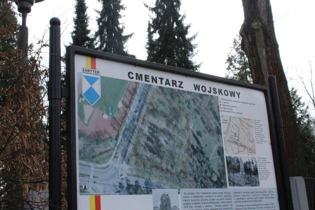 Rozpoczęto ekshumacje na cmentarzu przy ul. 11 listopada