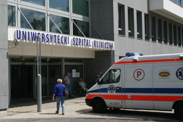 Uniwersytecki Szpital Kliniczny w Białymstoku zanotował straty i ma problemy finansowe