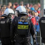 Starcia kibiców z policją przed meczem rezerw Jagiellonii i Widzewa. Są zatrzymania