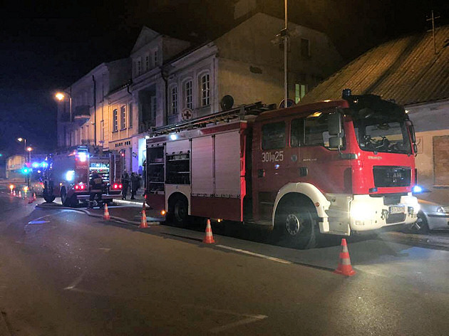 Pożar przy ul. Warszawskiej. Znaleziono 2 zwęglone ciała
