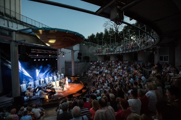 Koncert na dużej scenie Opery. Big Band w nowym repertuarze