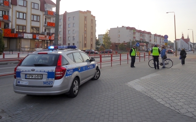 15-latka potrącona na przejściu dla pieszych. Poszukują sprawczyni