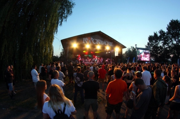 To jeden z najbardziej znanych festiwali. Rock na Bagnie ogłosił listę wykonawców [WIDEO]