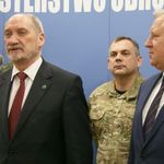 Antoni Macierewicz otworzył w Białymstoku punkt informacyjny Wojsk Obrony Terytorialnej