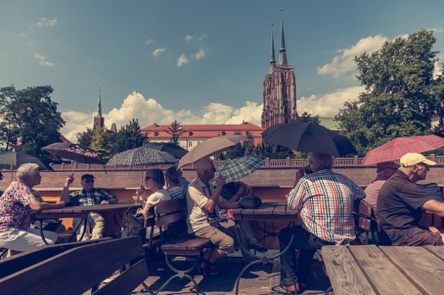 Kto skorzysta z wcześniejszej emerytury od października tego roku?